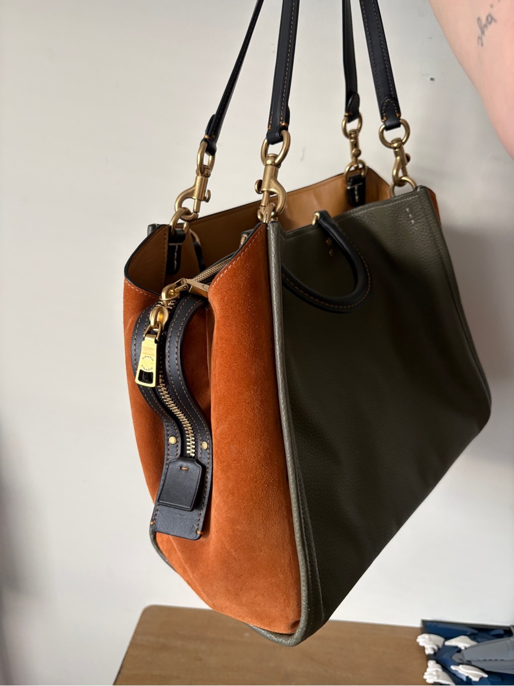 Coach Rogue 39 In Colorblock - Picture 3 of 7